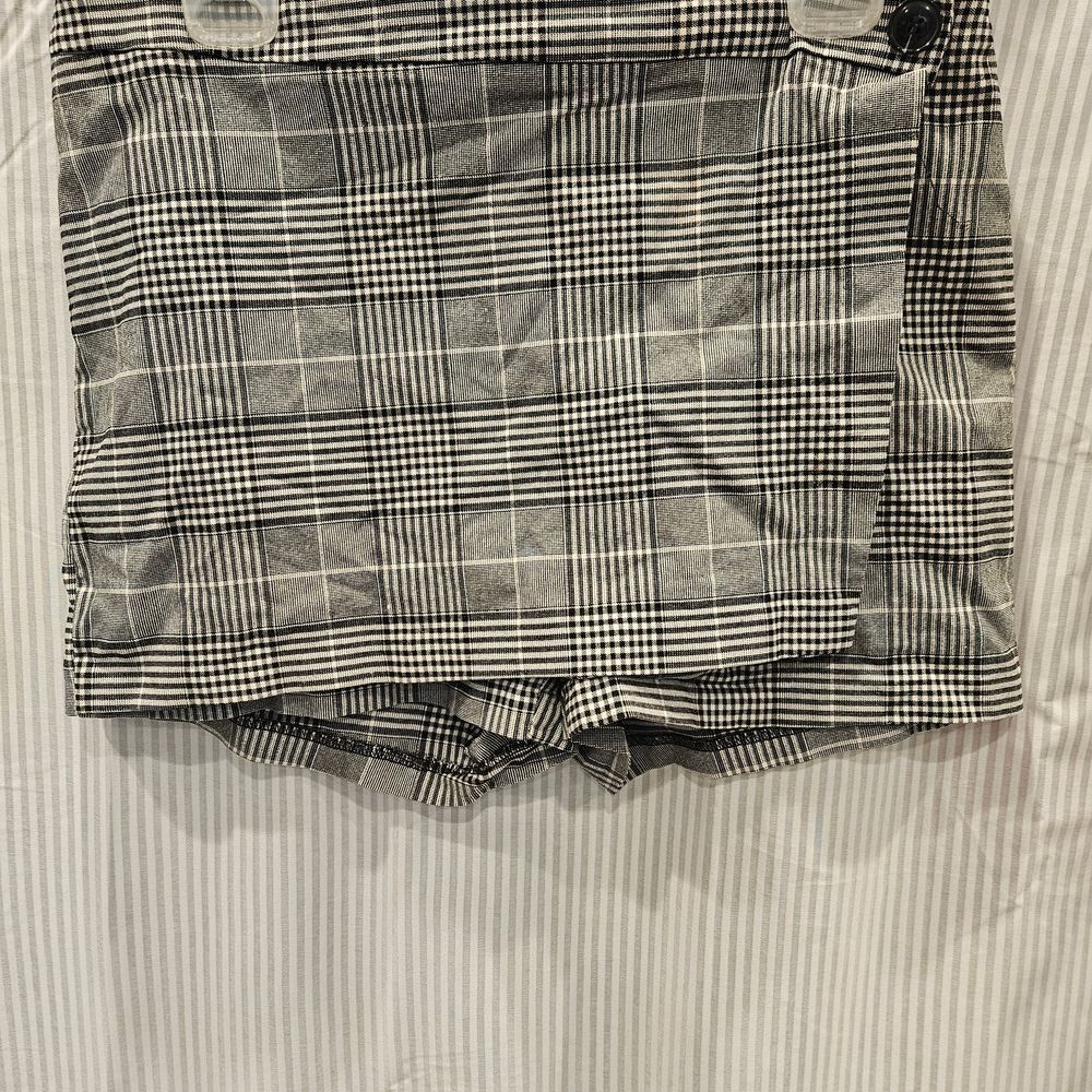 Jules & Leopold Plaid Wrap-Front Skort Shorts - Gray